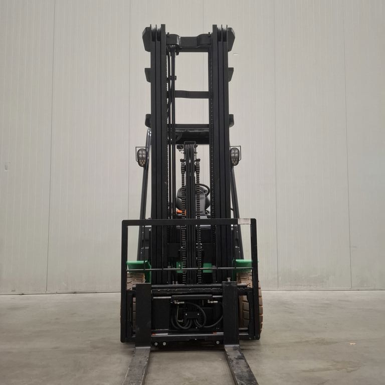 Hangcha CPD25-XD6-SI21