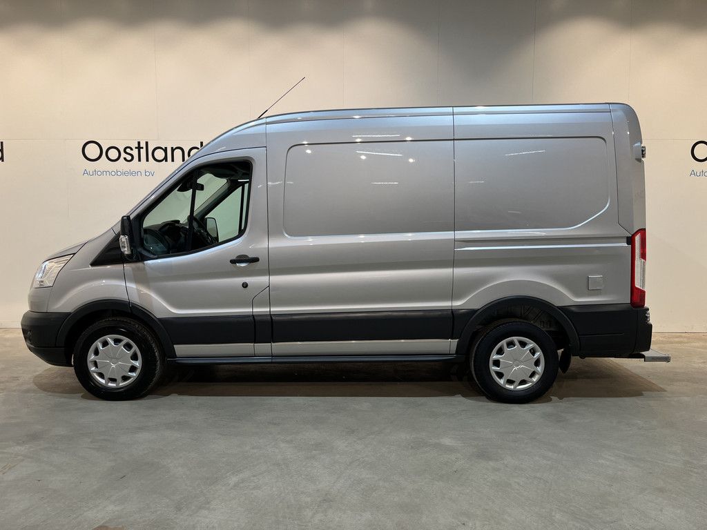 Ford Transit 350 2.0 TDCI L2H2 Trend 130 PK Automaat / Servicebus / Sortimo Inrichting / Euro 6 / Airco / Cruise Control / Camera / 3-Zits