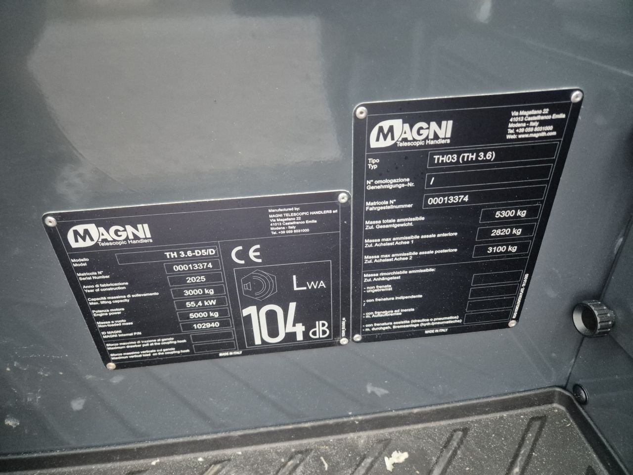 Nieuwe MAGNI TH 3.6 starre verreiker met hefhoogte tot 6 m