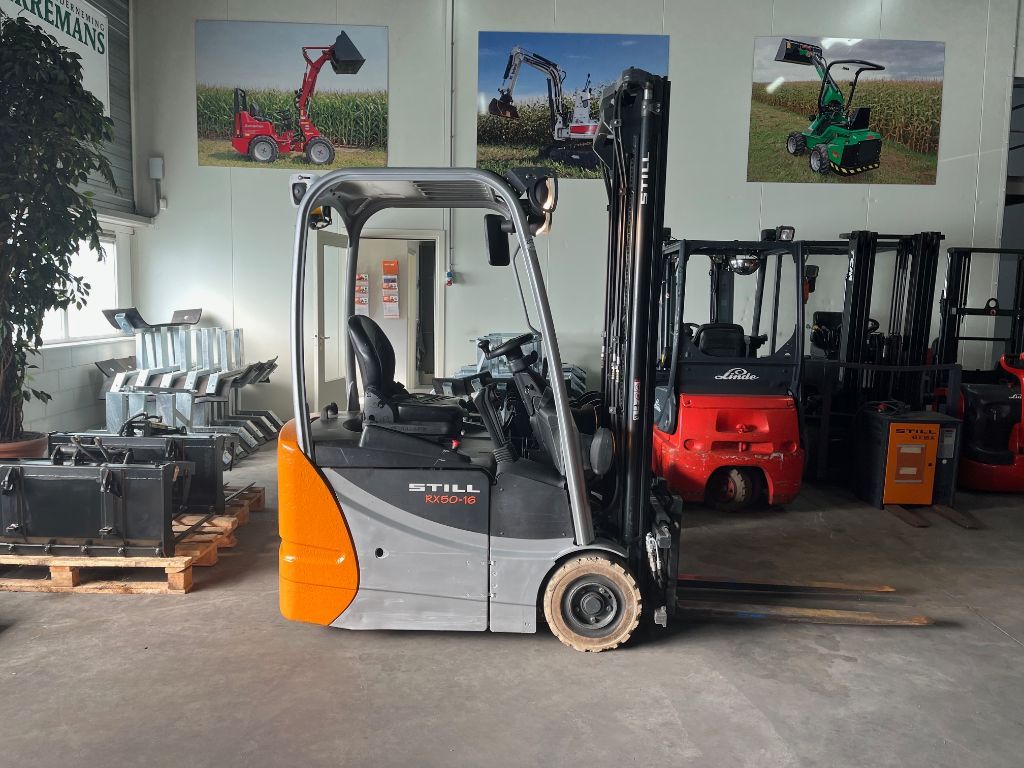 DIVERSE NETTE HEFTRUCKS TE KOOP!