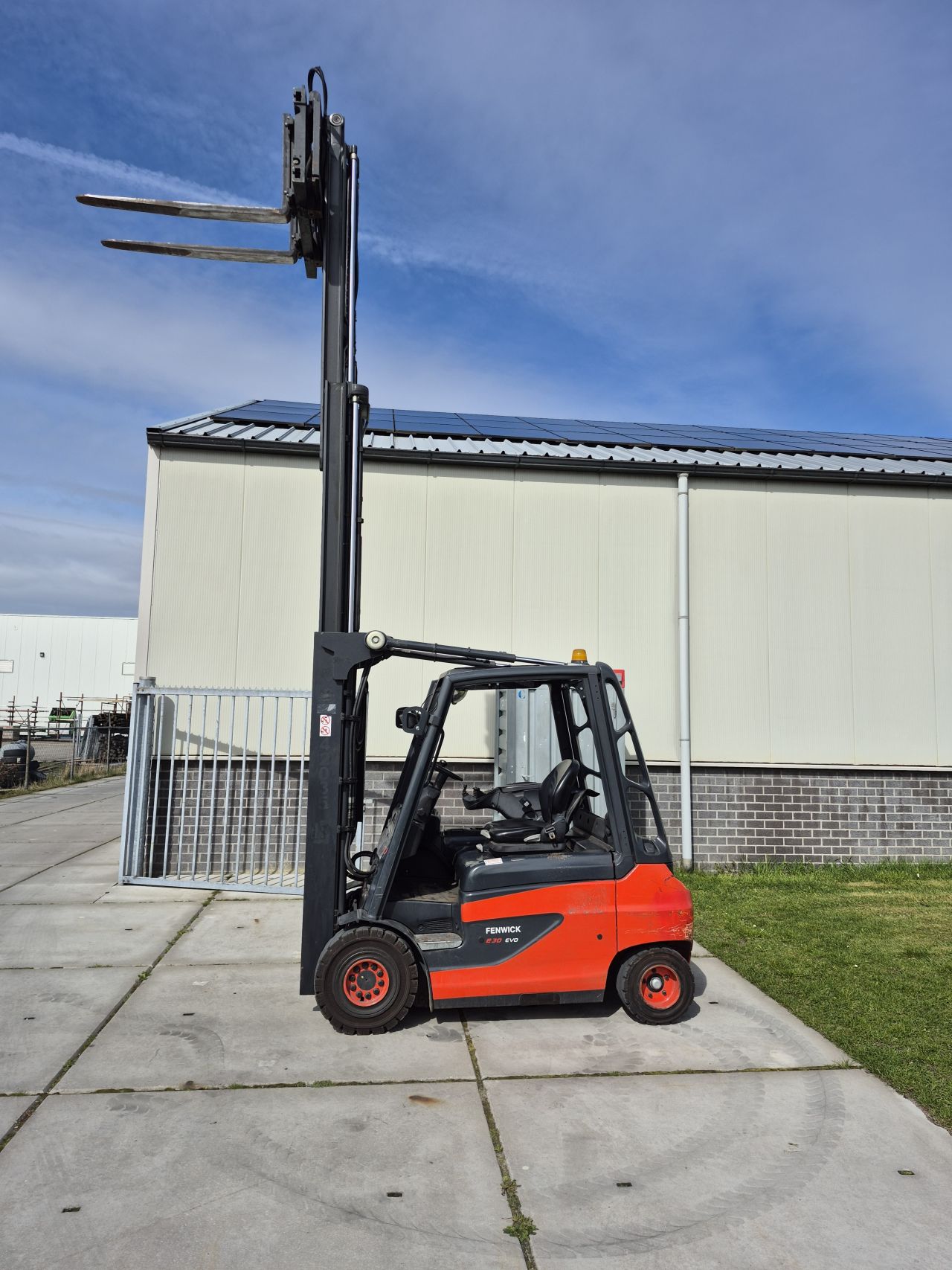 Linde E30-01 triplex sideshift vorkversteller bj 2011 3222 uur