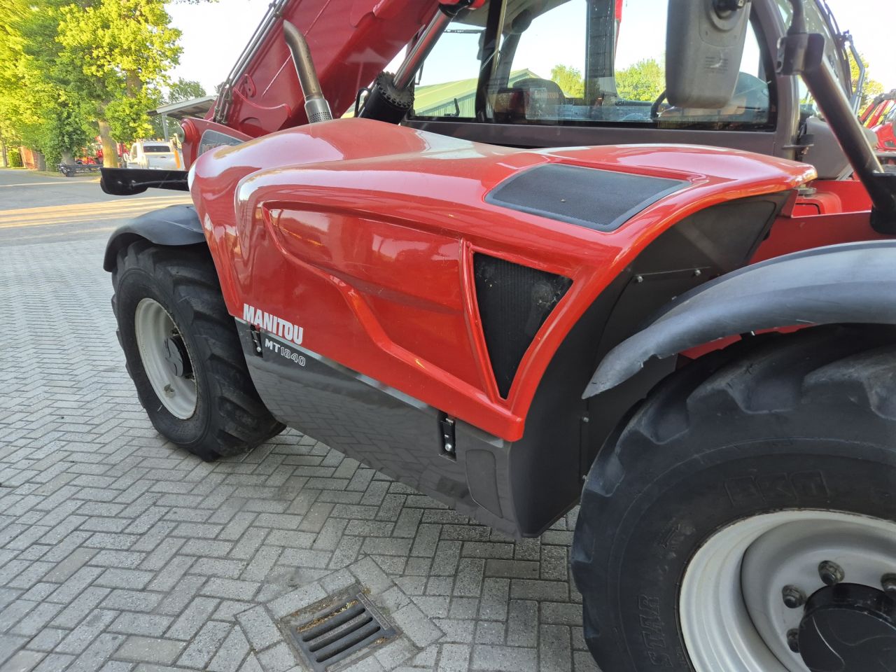 Gebruikte MANITOU MT 1840 privilege verreiker hefhoogte 18 m