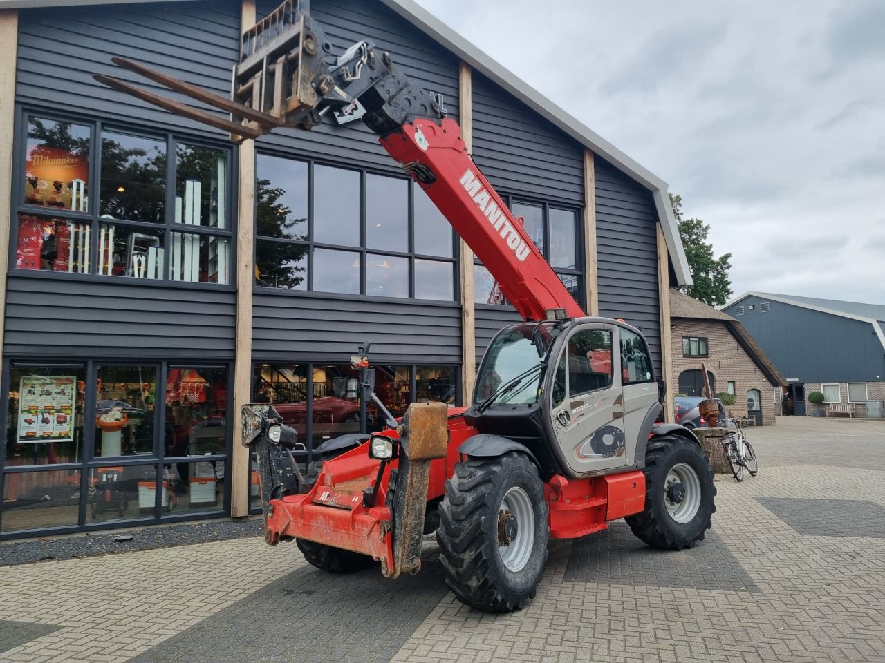 Gebruikte MANITOU MT 1840 privilege verreiker hefhoogte 18 m