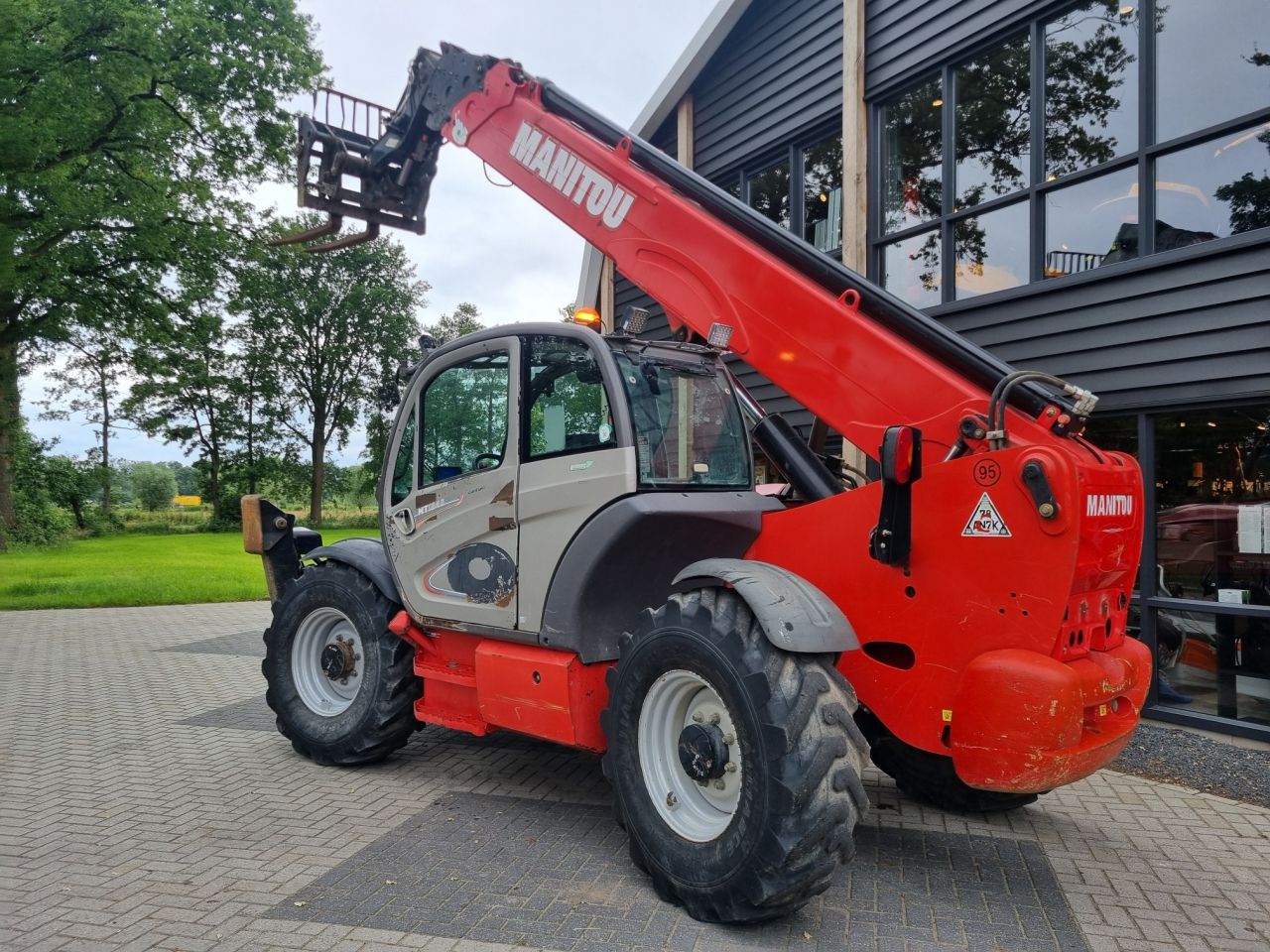 Gebruikte MANITOU MT 1840 privilege verreiker hefhoogte 18 m