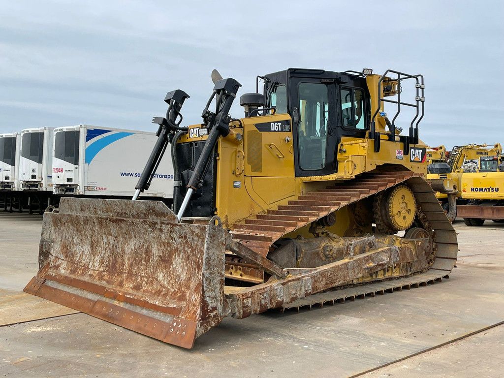Caterpillar D6T LGP
