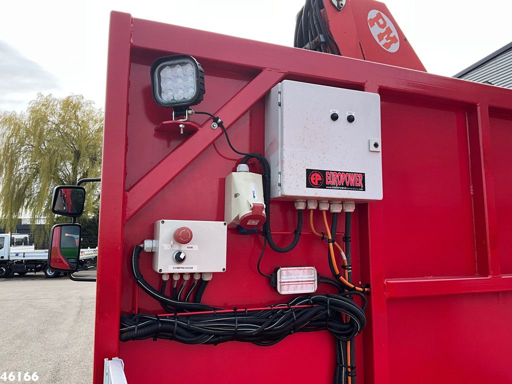 Volvo FE 280 Euro 5 PM 8 Tonmeter laadkraan Just 159.791 km!