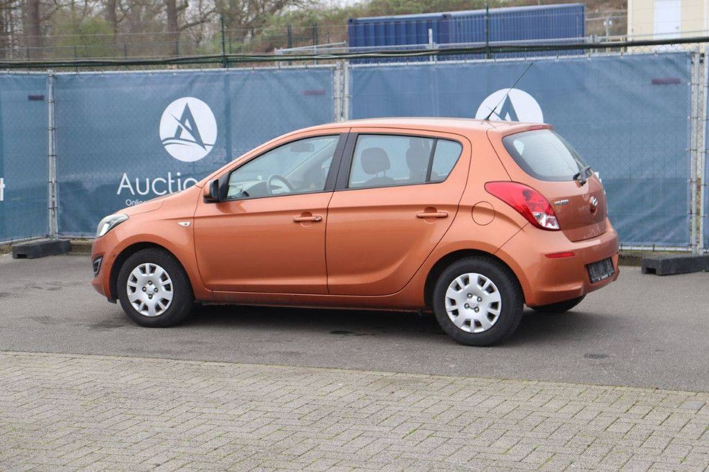 Hyundai i20 Benziner 85 PS Pkw 2014 (Margin)