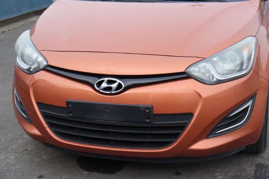 Hyundai i20 Benziner 85 PS Pkw 2014 (Margin)