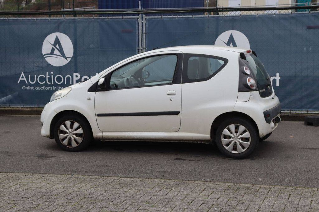Passenger car Citroën C1 Petrol 68hp 2011 (Margin)