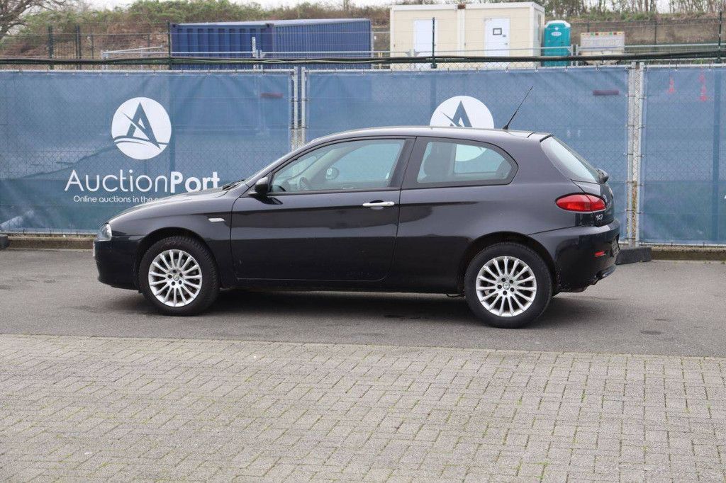 Pkw Alfa Romeo 147 Benzin 105 PS 2007 (Margin)