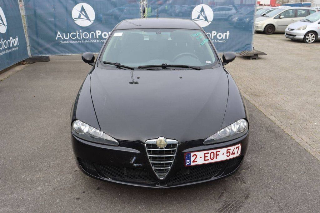 Pkw Alfa Romeo 147 Benzin 105 PS 2007 (Margin)