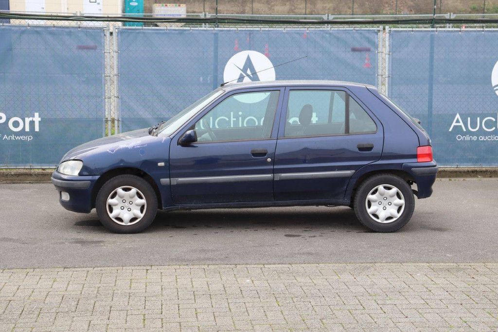 Passenger car Peugeot 106 Petrol 68hp 2003 (Margin)