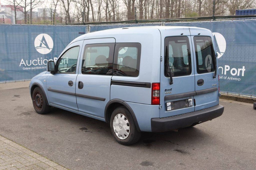 Passenger car Opel Combo Diesel 100hp 2004 (Margin)