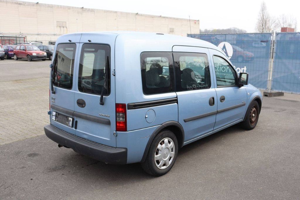 Passenger car Opel Combo Diesel 100hp 2004 (Margin)