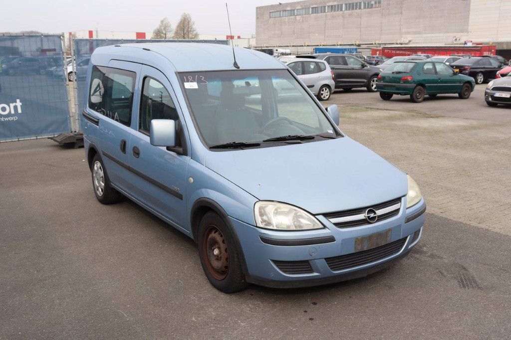 Passenger car Opel Combo Diesel 100hp 2004 (Margin)