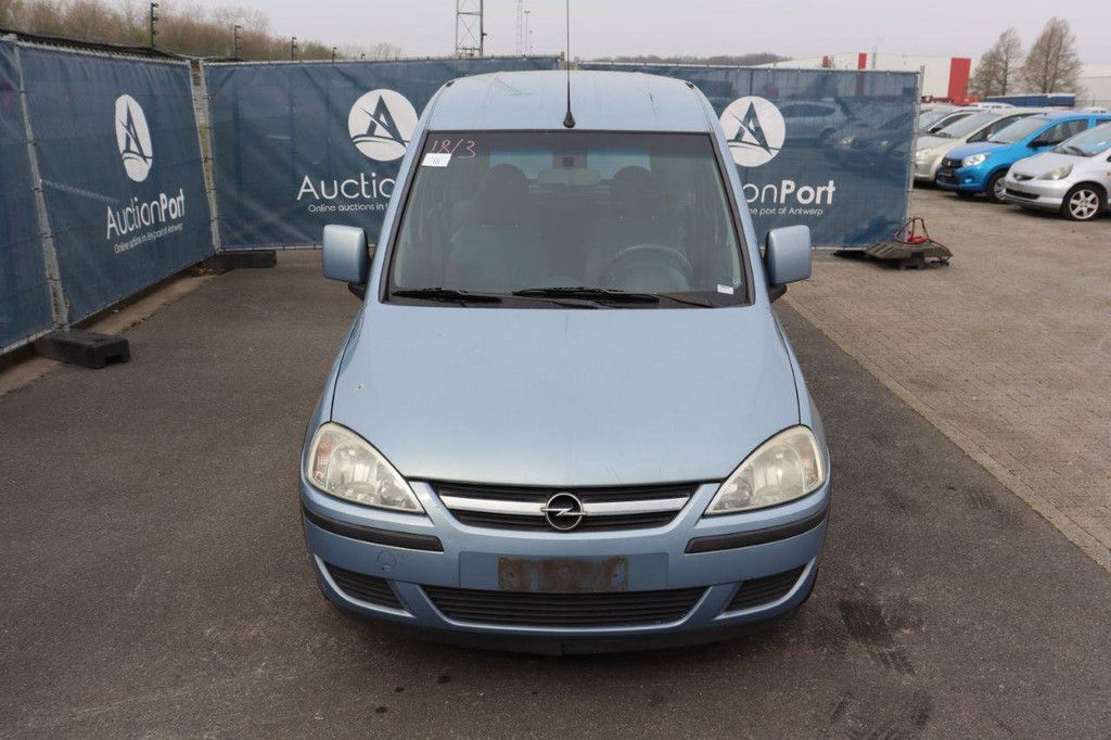 Passenger car Opel Combo Diesel 100hp 2004 (Margin)