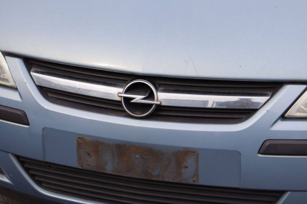 Passenger car Opel Combo Diesel 100hp 2004 (Margin)