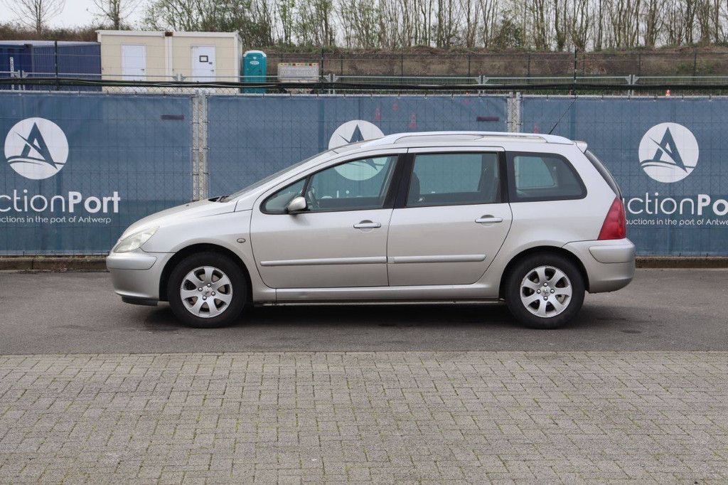 Passenger car Peugeot 206 Petrol 110hp 2005 (Margin)