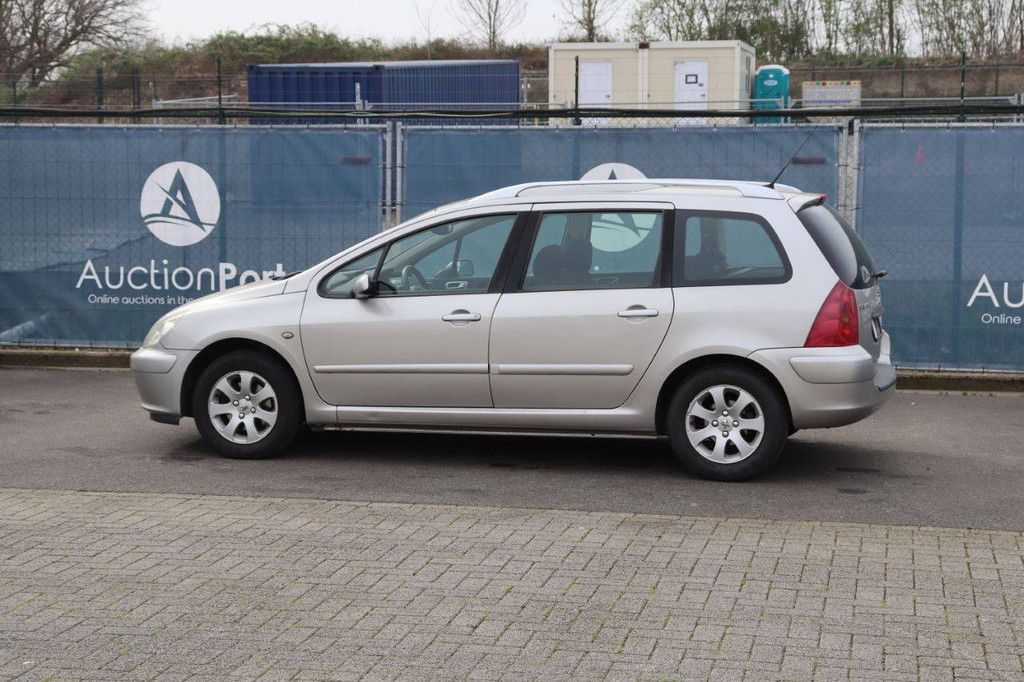 Passenger car Peugeot 206 Petrol 110hp 2005 (Margin)