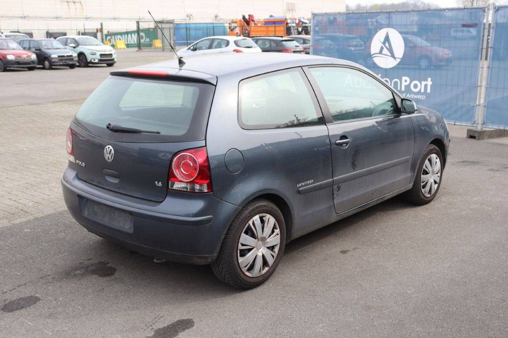 Passenger car Volkswagen Polo Petrol 80hp 2008 (Margin)