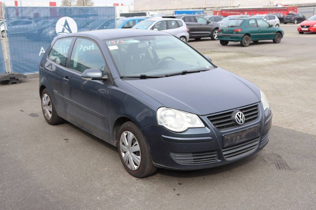 Passenger car Volkswagen Polo Petrol 80hp 2008 (Margin)