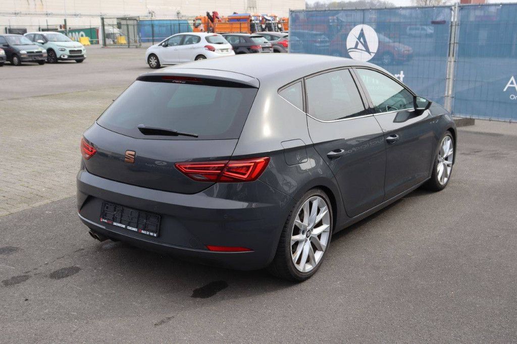 Passenger car SEAT LEON Petrol 190hp 2019 (Margin)