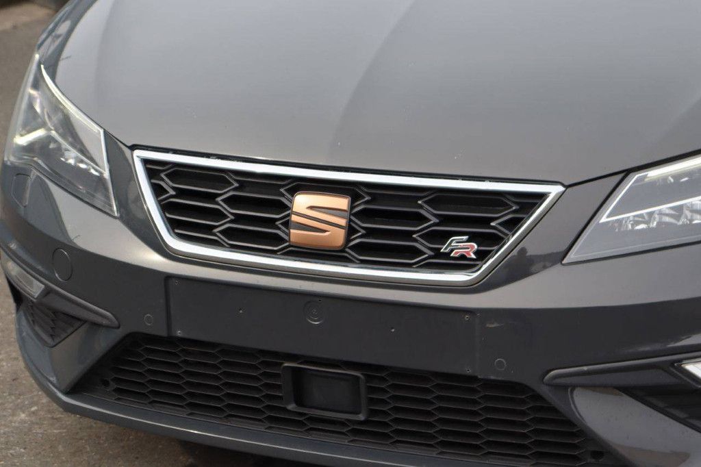 Passenger car SEAT LEON Petrol 190hp 2019 (Margin)