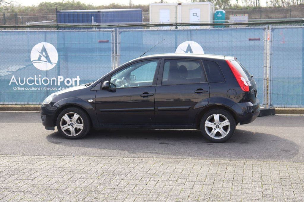 Pkw Ford Fiesta Benzin 70 PS 2008 (Marge)