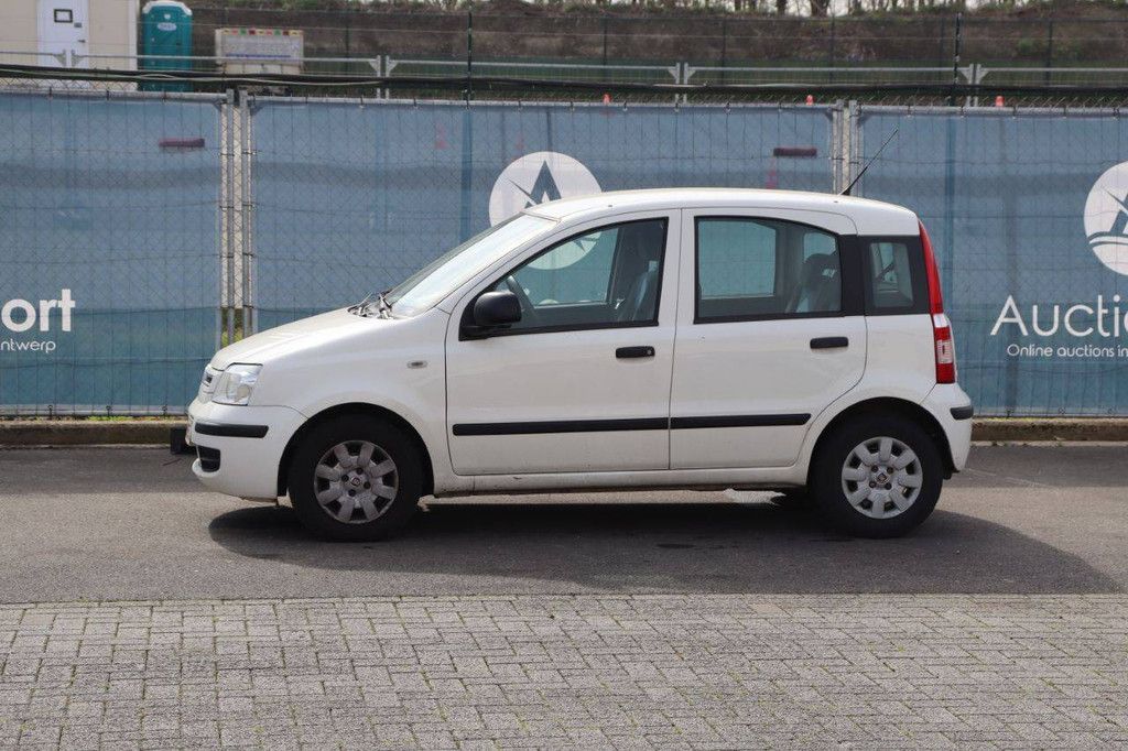 Pkw Fiat Panda Benzin 60 PS 2010 (Marge)