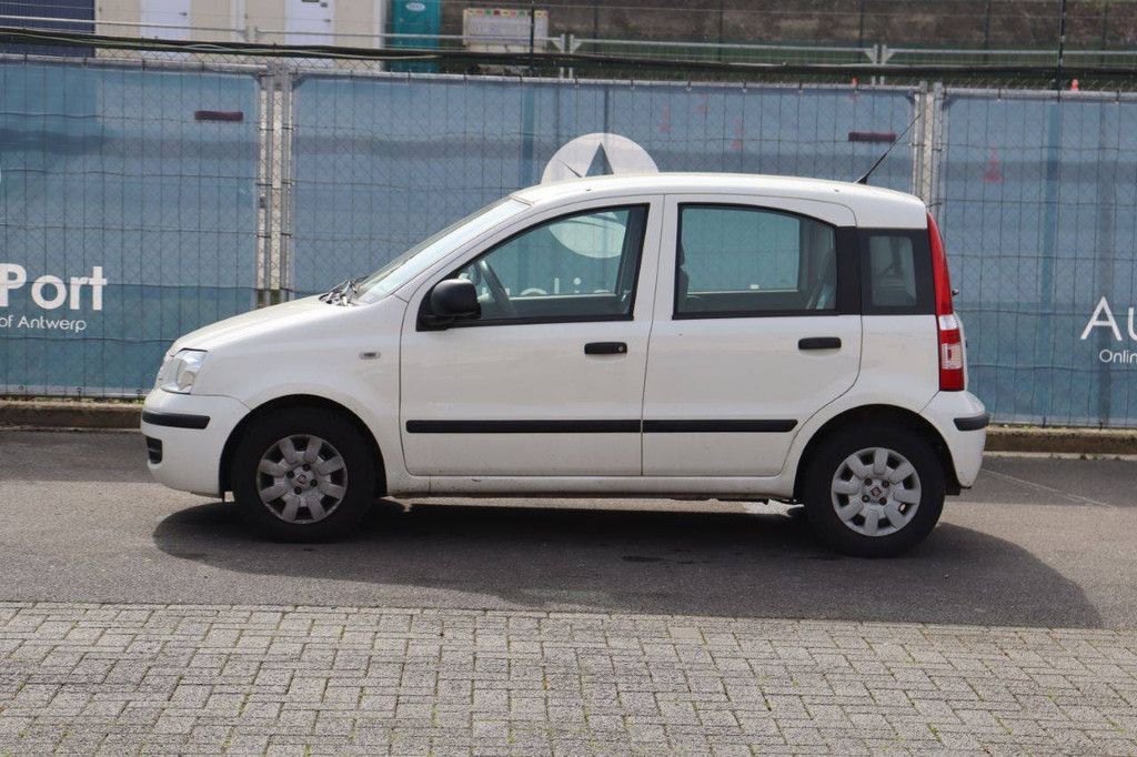 Pkw Fiat Panda Benzin 60 PS 2010 (Marge)