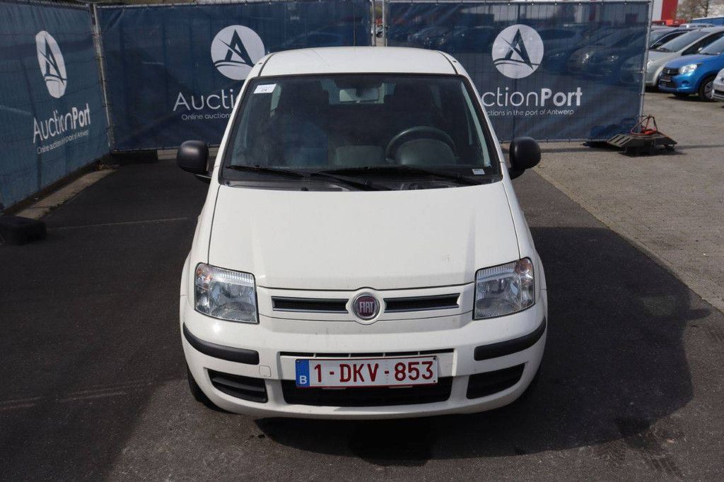 Pkw Fiat Panda Benzin 60 PS 2010 (Marge)