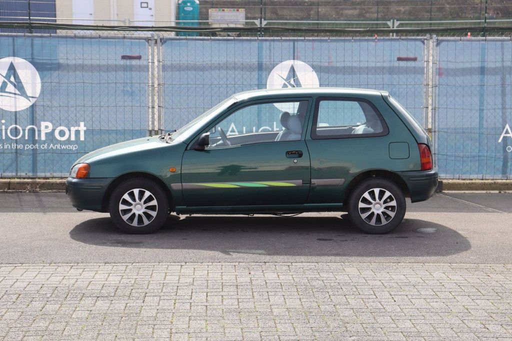 Toyota Starlet Benzin 83 PS Pkw 1996 (Margin)