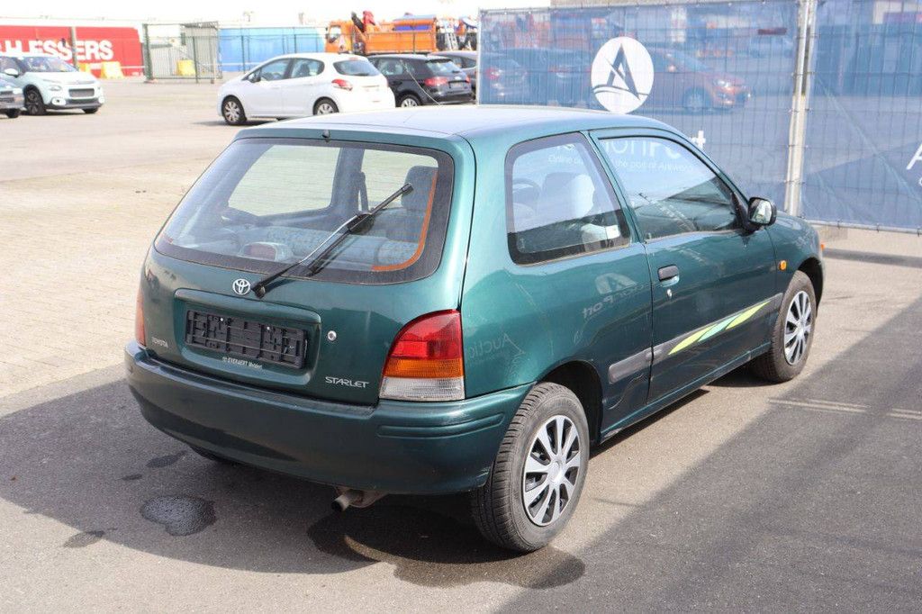Toyota Starlet Benzin 83 PS Pkw 1996 (Margin)
