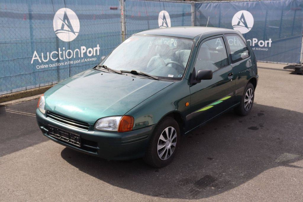 Toyota Starlet Benzin 83 PS Pkw 1996 (Margin)