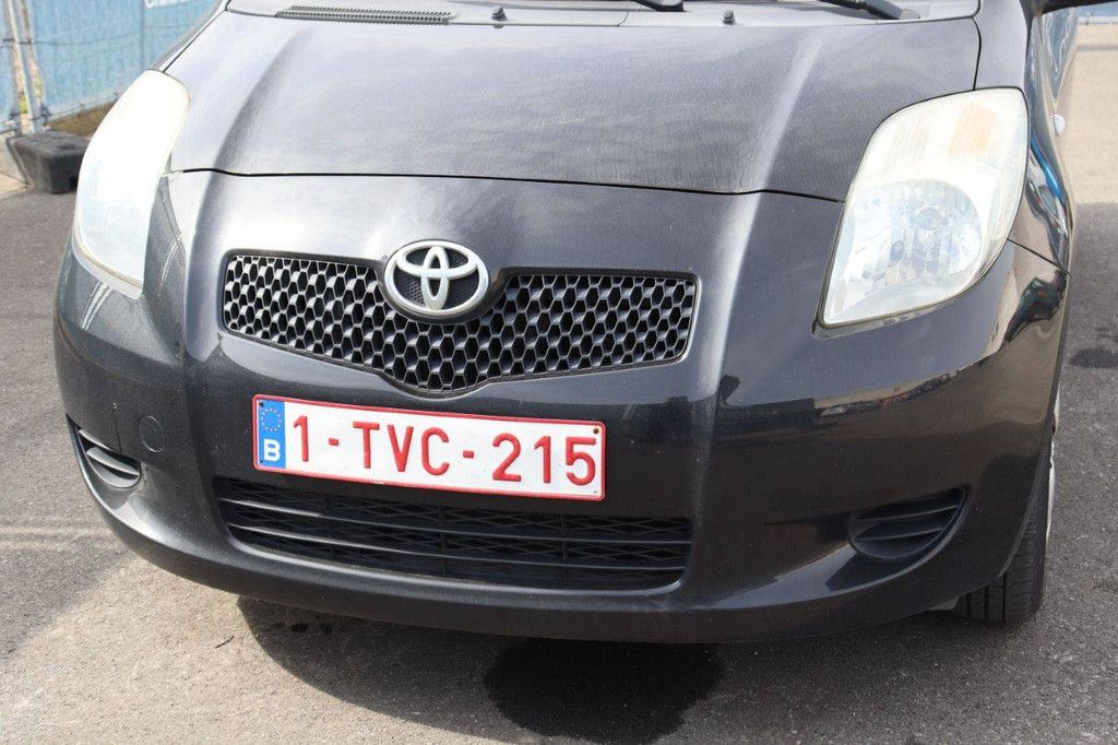 Pkw Toyota Yaris Benzin 69 PS 2009 (Marge)