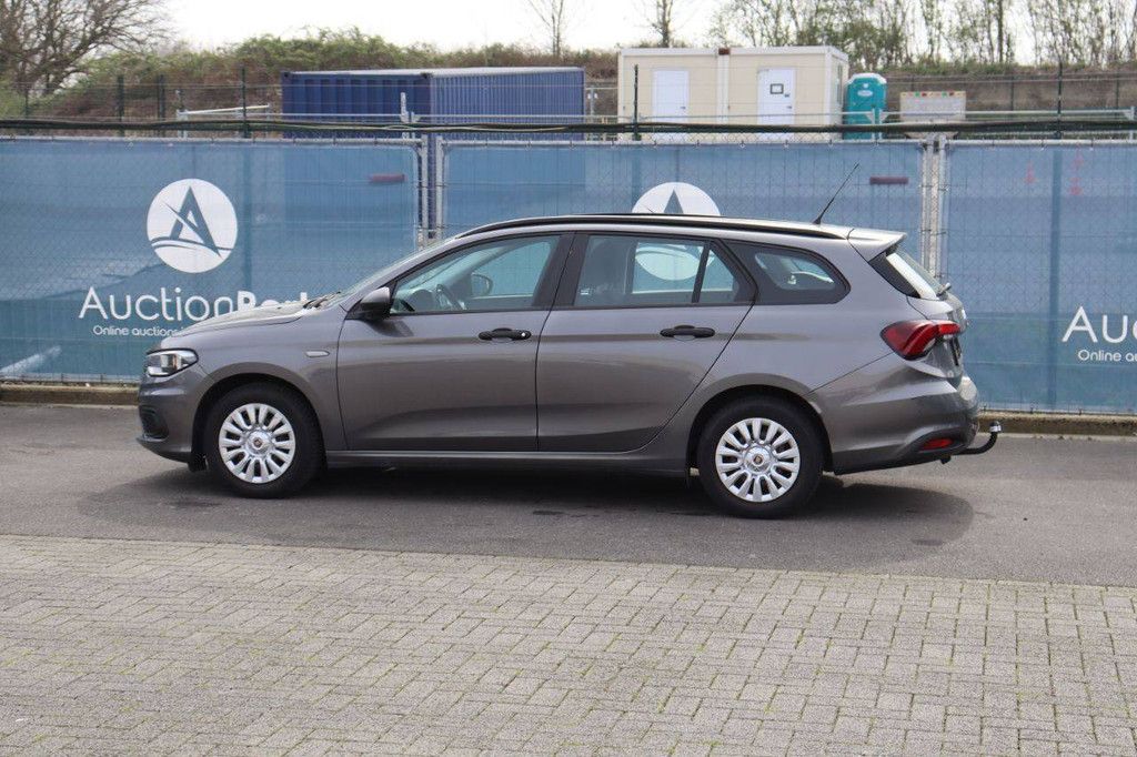 Pkw Fiat Tipo Benzin 95 PS 2018 (Marge)