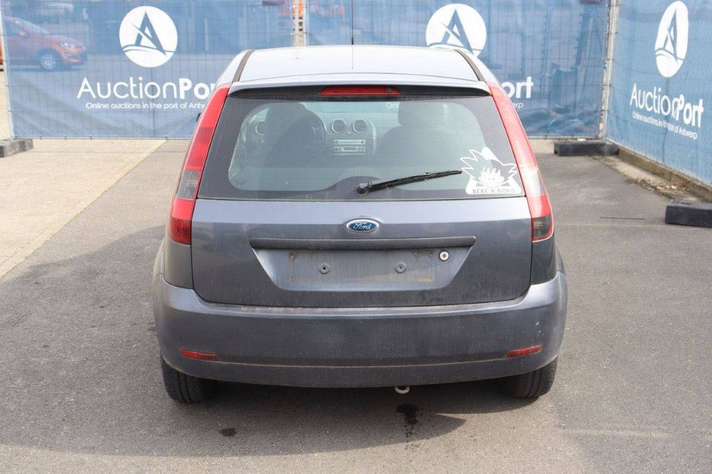 Personenauto Ford Fiesta Benzine 70pk 2006 (Marge)