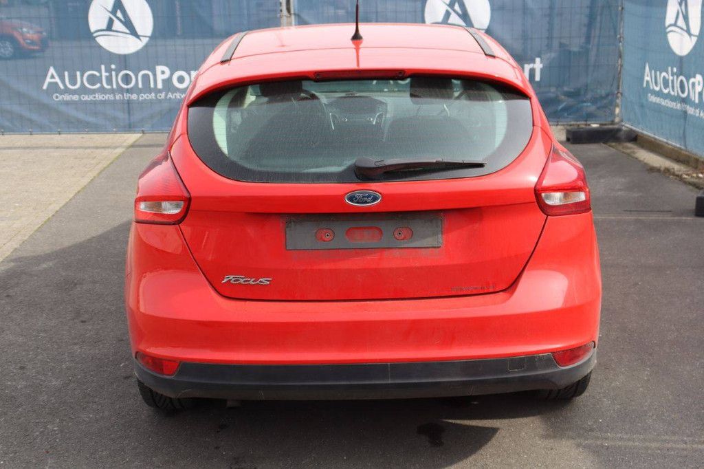 Passenger car Ford Focus Petrol 85hp 2015 (Margin)