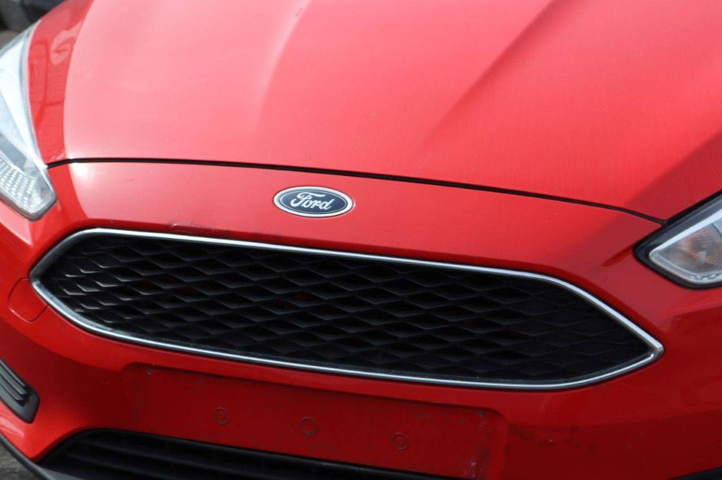 Passenger car Ford Focus Petrol 85hp 2015 (Margin)