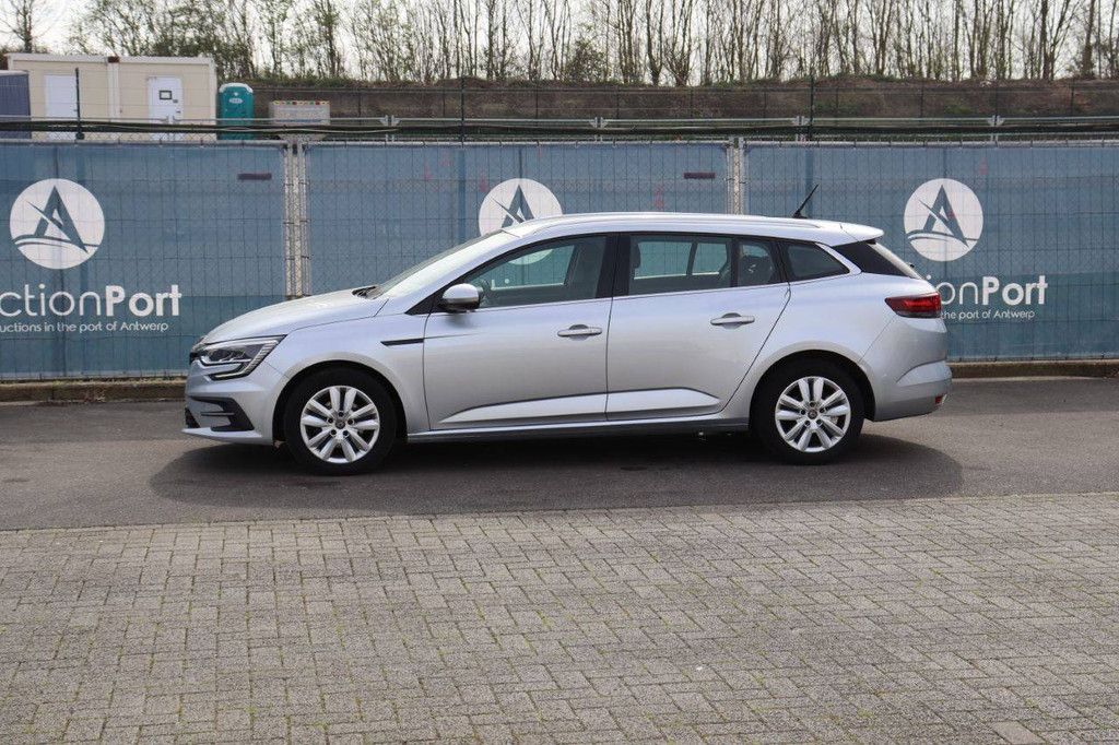 Passenger car Renault Mégane Diesel 116hp 2020 (Margin)
