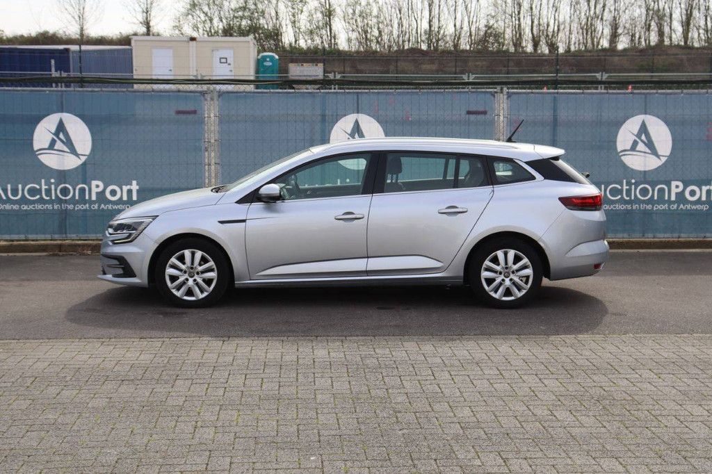 Passenger car Renault Mégane Diesel 116hp 2020 (Margin)