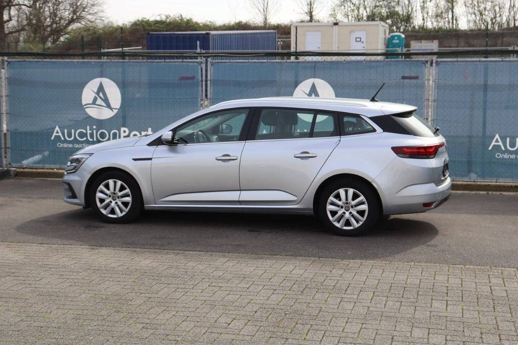 Passenger car Renault Mégane Diesel 116hp 2020 (Margin)