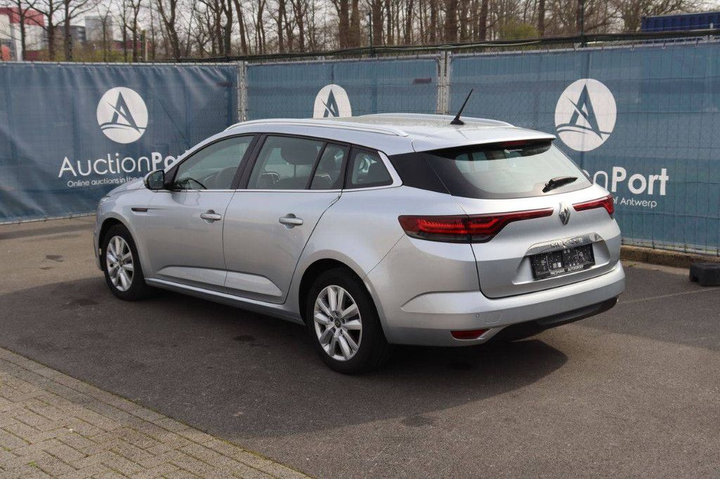 Passenger car Renault Mégane Diesel 116hp 2020 (Margin)