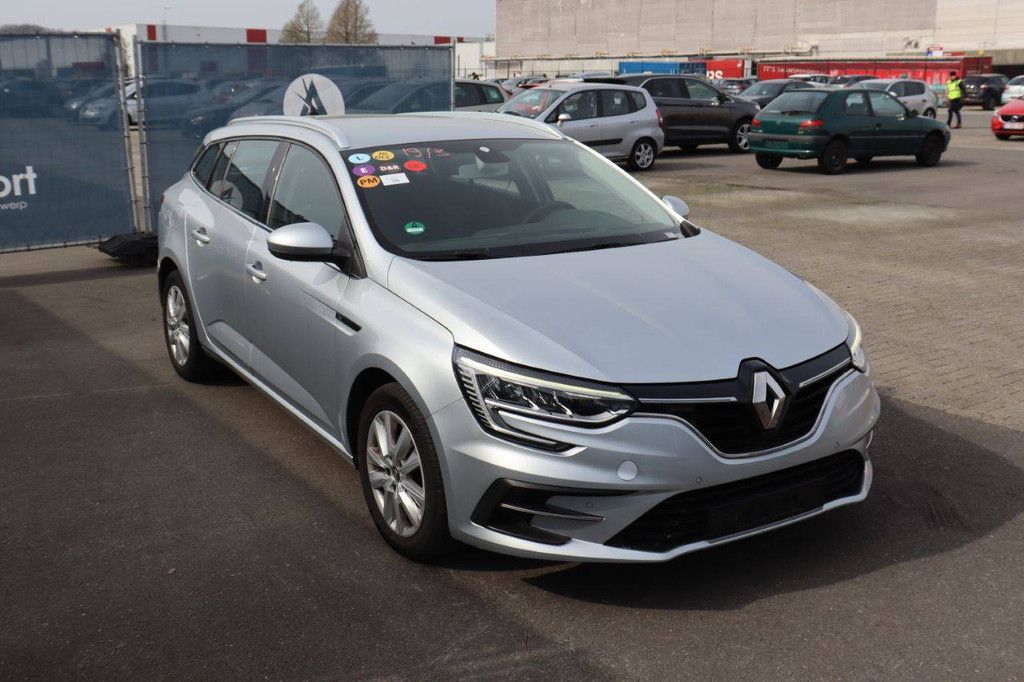 Passenger car Renault Mégane Diesel 116hp 2020 (Margin)