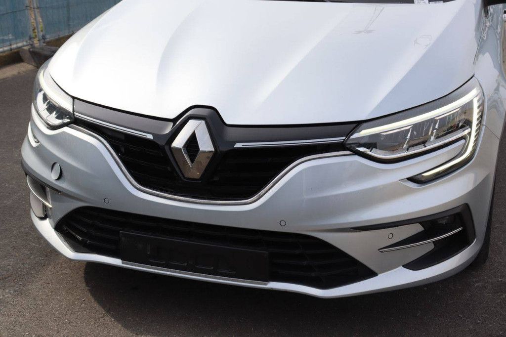 Passenger car Renault Mégane Diesel 116hp 2020 (Margin)