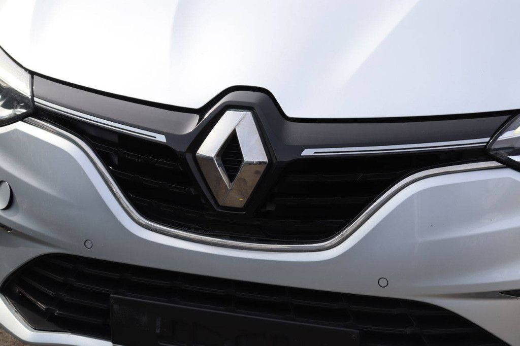 Passenger car Renault Mégane Diesel 116hp 2020 (Margin)