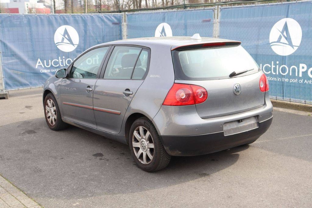 Pkw Volkswagen Golf Benzin 140 PS 2006 (Margin)