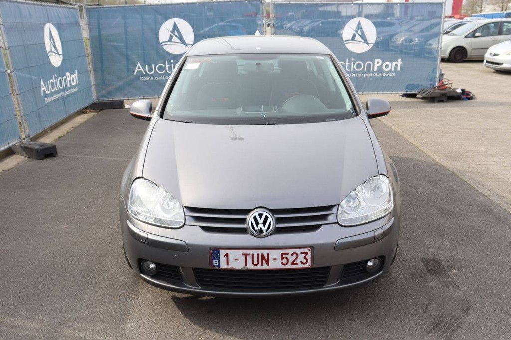 Pkw Volkswagen Golf Benzin 140 PS 2006 (Margin)