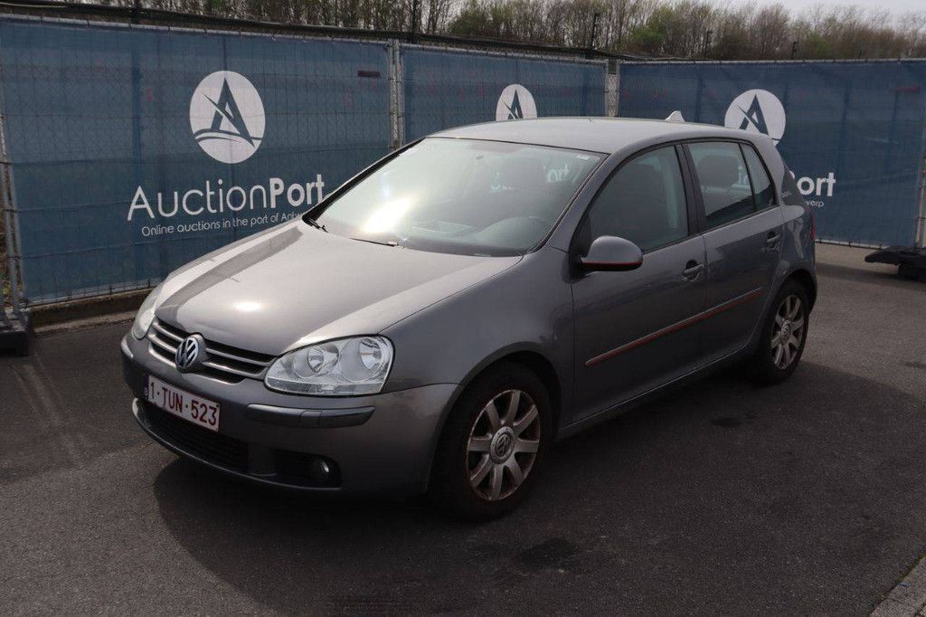 Pkw Volkswagen Golf Benzin 140 PS 2006 (Margin)