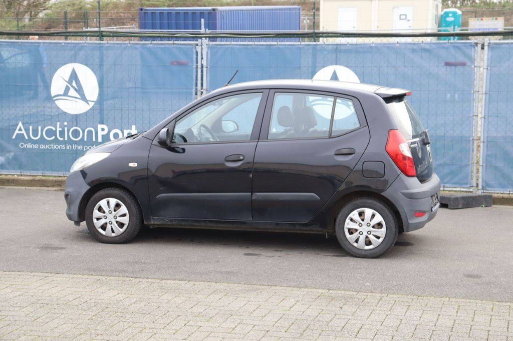Hyundai i10 Petrol 69hp Passenger Car 2011 (Margin)
